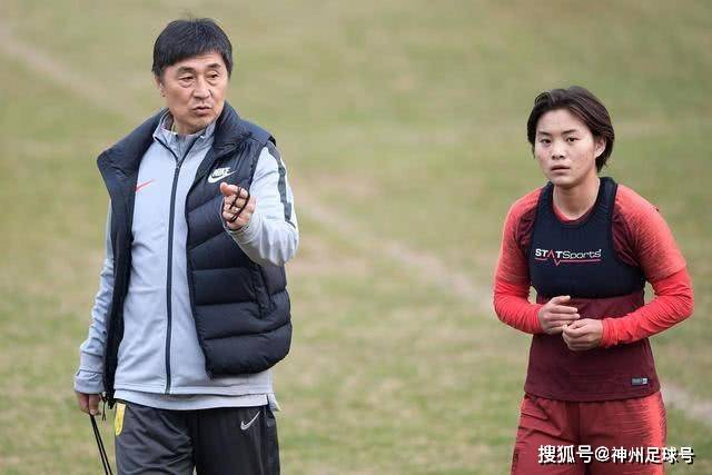 摩根：我会把全套阿森纳球衣带到布达佩斯，一旦夺冠我要穿上庆祝