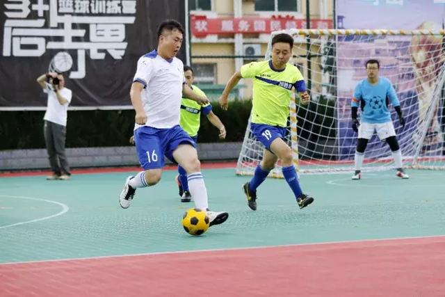杨天真宣布告别综艺，转身寻新生活